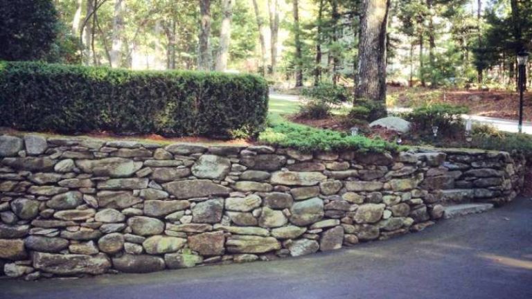 5 Things Every Billerica, MA Homeowner Should Know Before Building A Retaining Wall